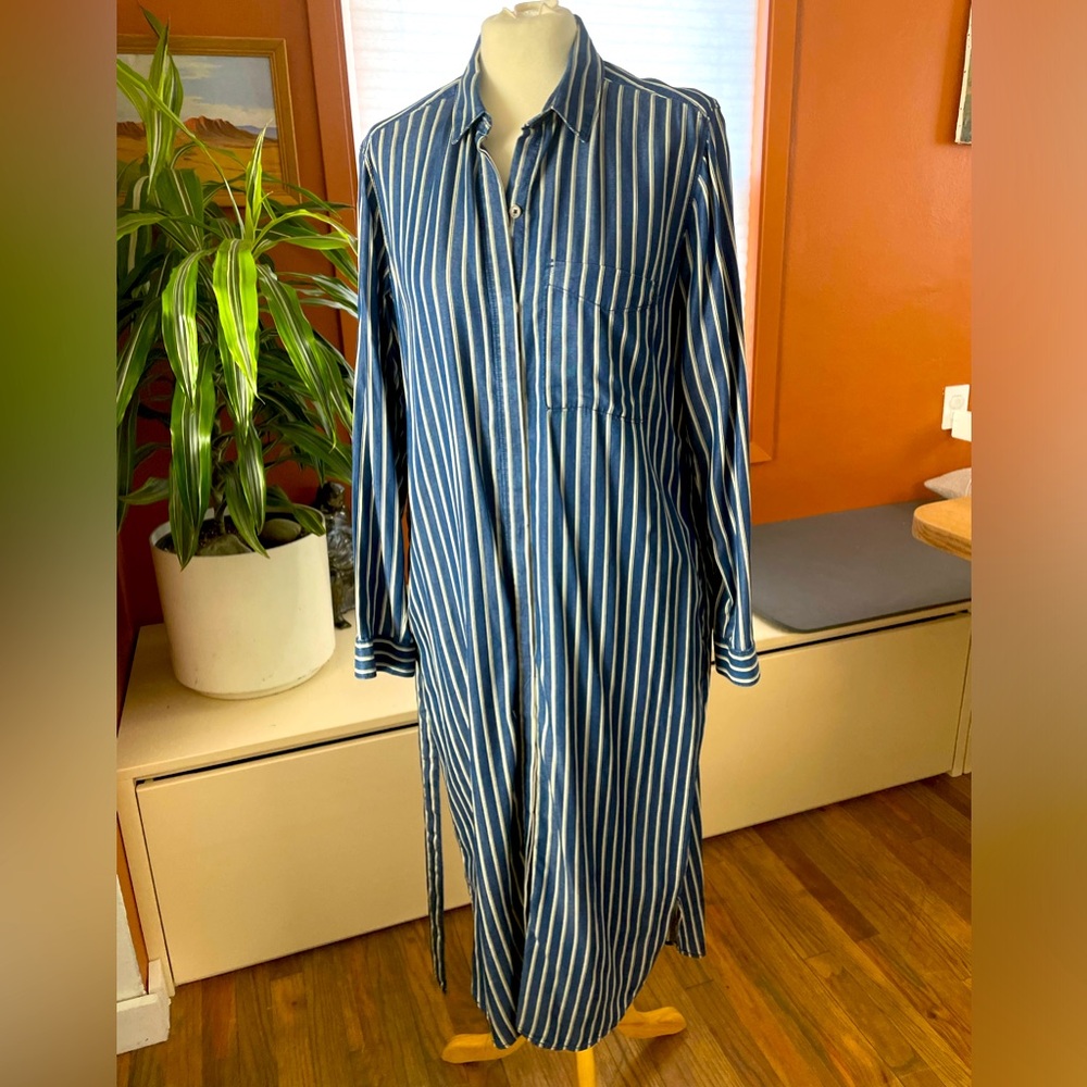 GAP Denim Stripe Blue and White Long Pocket Shirt Dress